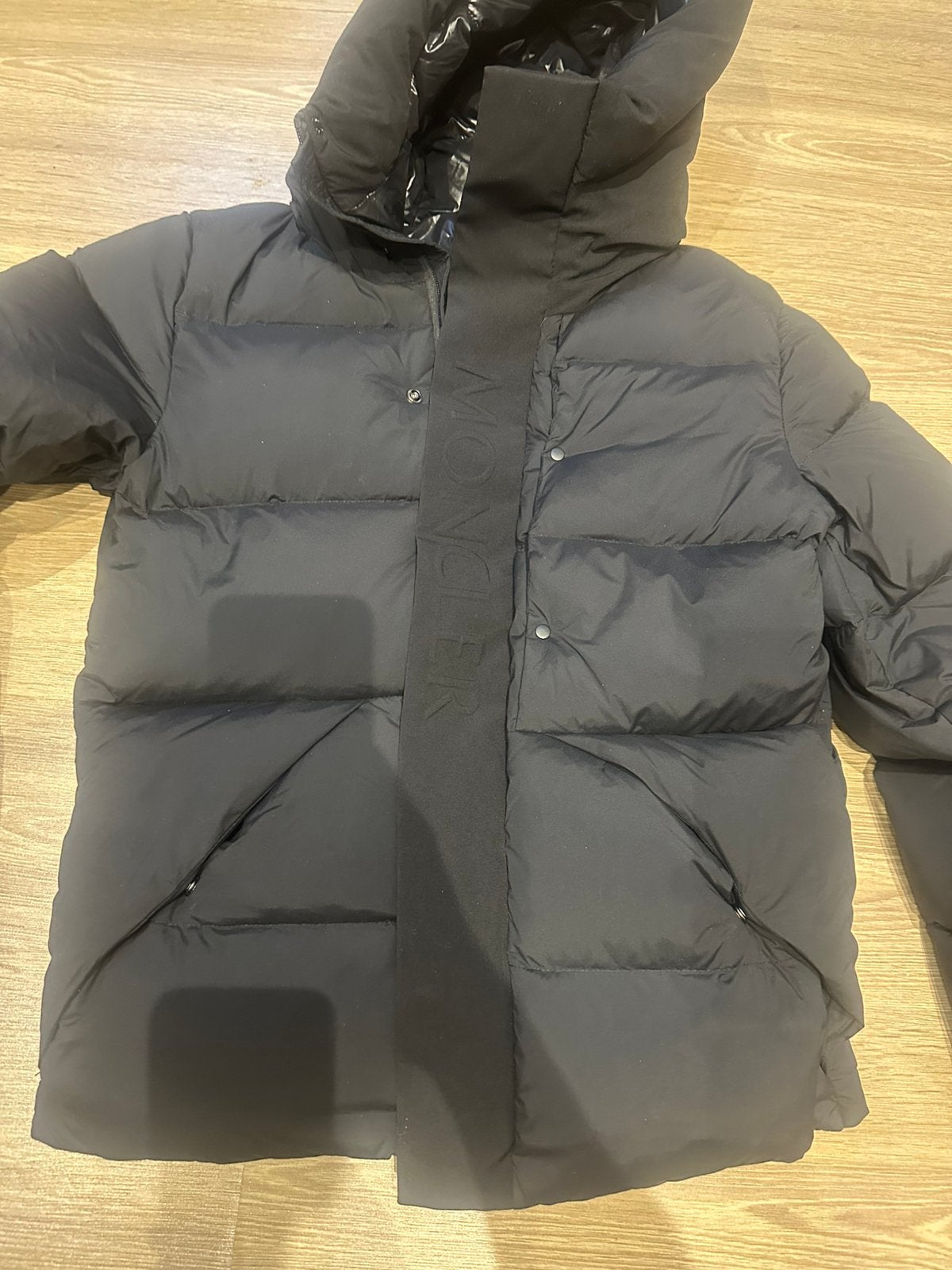 Moncler jas, Ophalen of Verzenden, Zo goed als nieuw