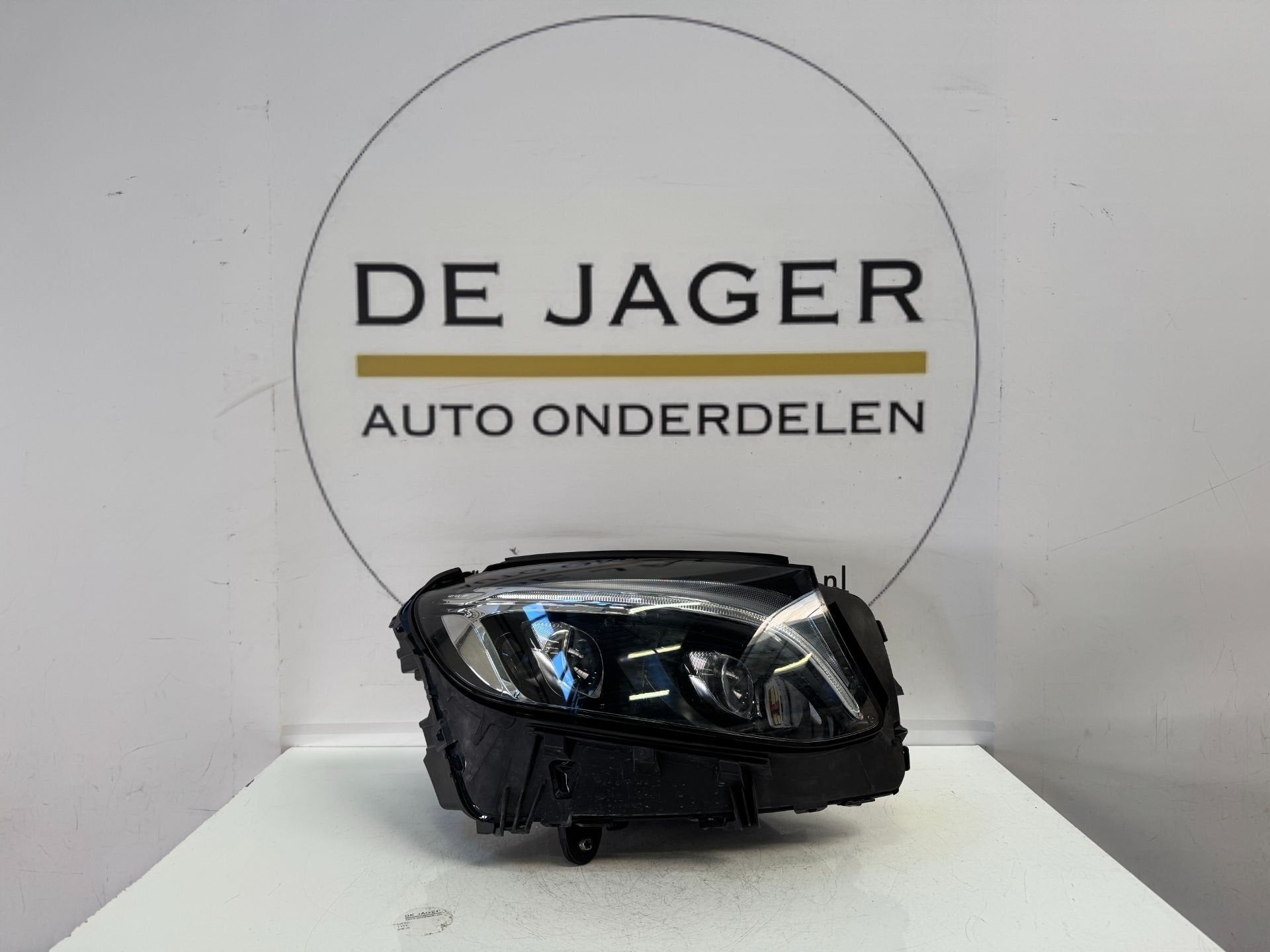 MB GLC W253 ILS VOL LED KOPLAMP RECHTS A2539065801, Auto-onderdelen, Gebruikt, Mercedes-Benz AG, Mercedes-Benz, Mercedesstrasse 120
70372  Stuttgart, DE