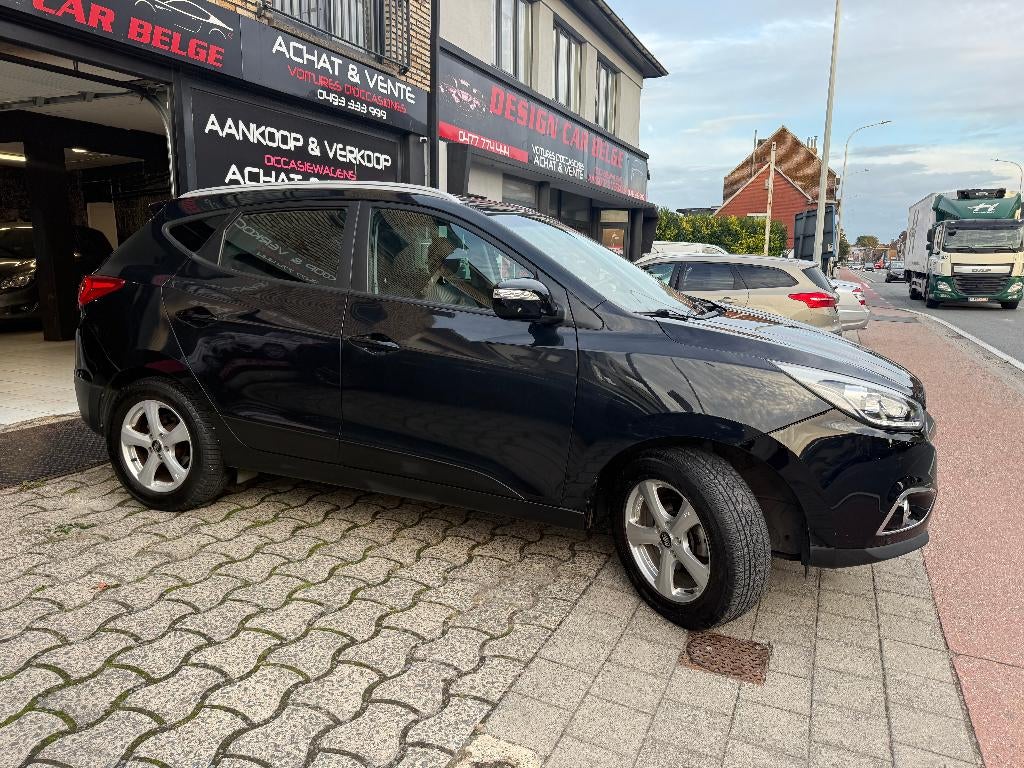 Hyundai IX35 benzine met volledige opties 100.000 km, Auto's, Zwart, Zwart, Leder, Bedrijf
