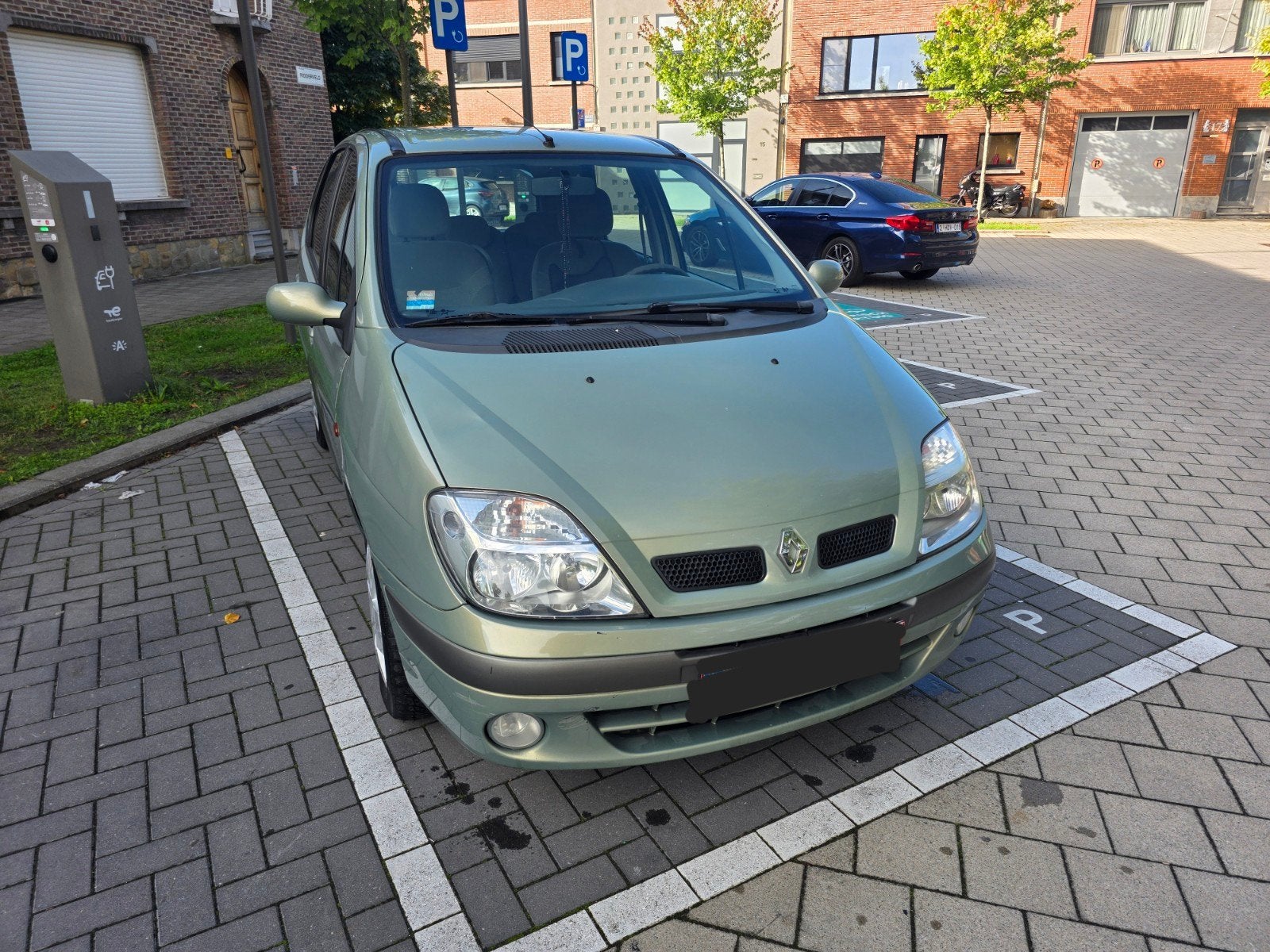 Renault scenic 1.6 benzine AUTOMAAT bouwj 2002 euro 4, Auto's, Automaat, Bedrijf, Euro 4, Electronic Stability Program (ESP)