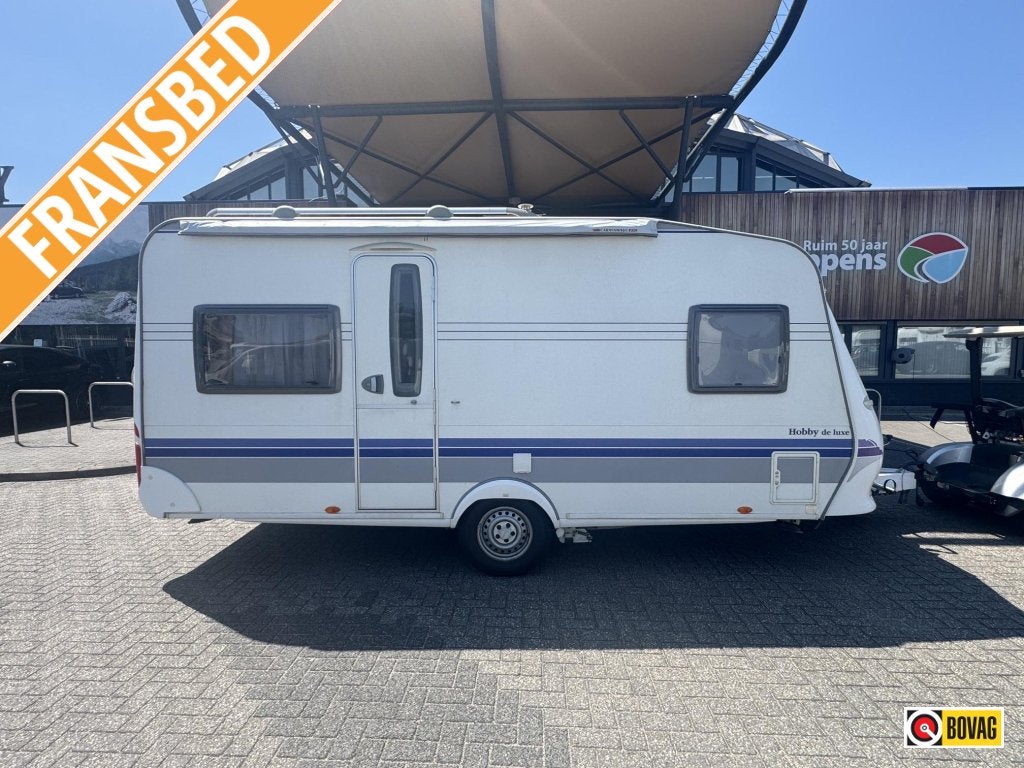 Hobby De Luxe 460 UFE, Jusqu'à 4, Hobby, Banquette en rond, 1000 - 1250 kg