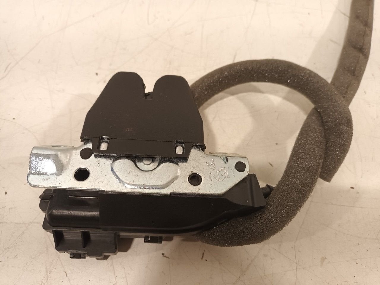 Slot mechaniek kofferdeksel achterklep elektrisch Mercedes-B, Auto-onderdelen, Onderdelen@venauto.nl, Van der Ven Autorecycling B.V.