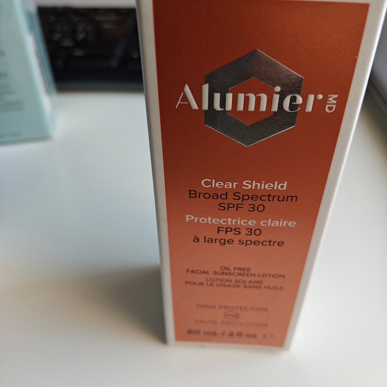 Crème solaire Alumier SPF 30, Bijoux, Sacs & Beauté, Enlèvement, Neuf, Tout le visage, Soins
