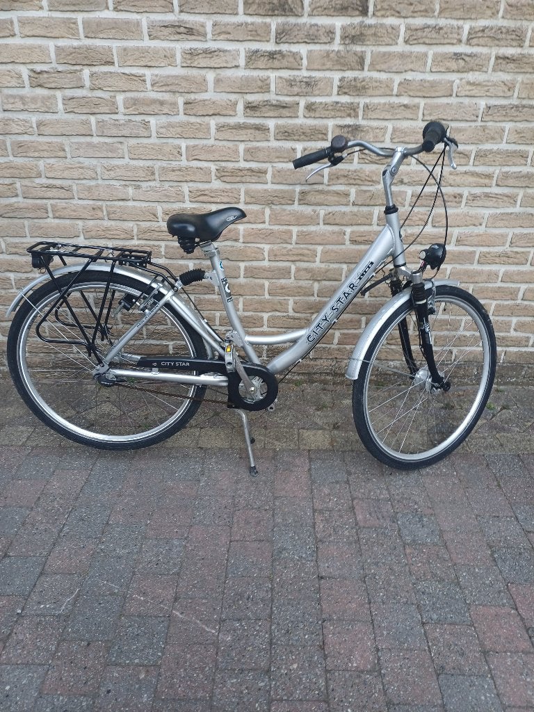 DAMESFIETS CITY STAR LINE IN PERFECTE STAAT PR 100€, Ophalen, Zo goed als nieuw, Versnellingen