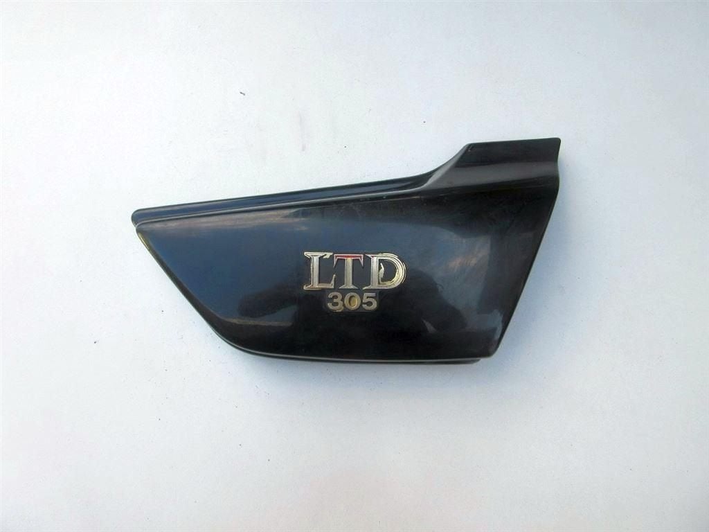 Kawasaki LTD305 zijdeksel R zijkap side cover 305LTD LTD 305, Motoren, Onderdelen | Kawasaki, Gebruikt, Ophalen of Verzenden
