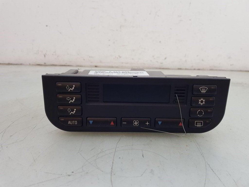 PANNEAU DE COMMANDE CHAUFFAGE CLIMATISATION (|8379521|641183, Autos : Pièces & Accessoires, Utilisé, BMW, Petuelring 130
80809  München, DE