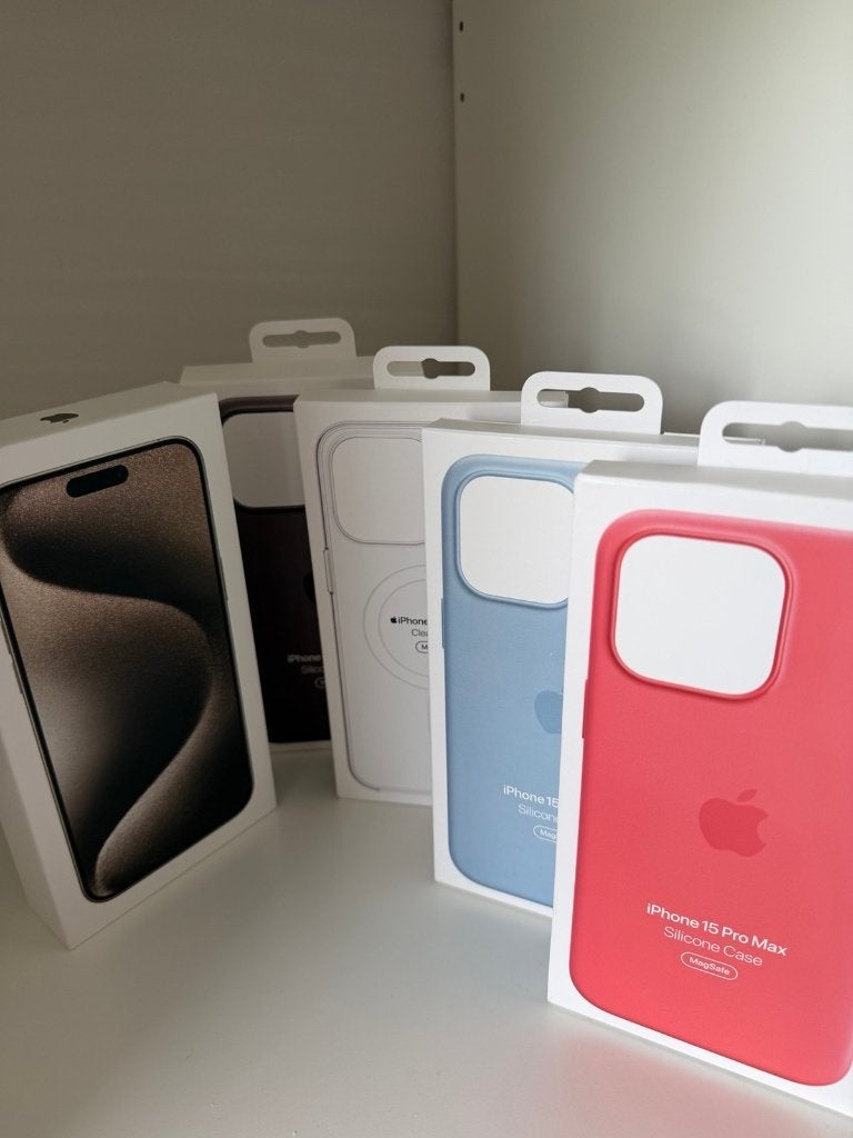 Apple iPhone 15 Pro Max 5G Titane Naturel 256 Go, 256 GB, Gris, IPhone 15 Pro Max, Comme neuf