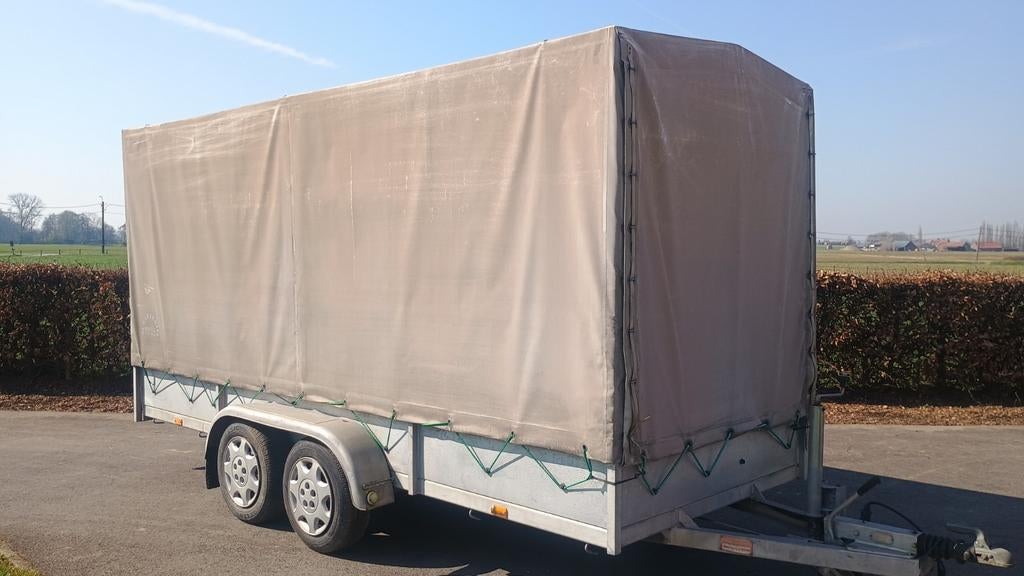 Geremde aanhangwagen 2000 kg, Enlèvement