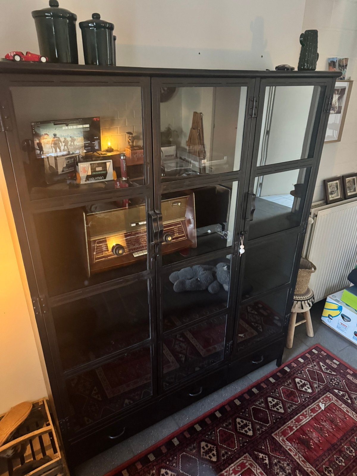 ijzeren vitrine kast (industrieel), Huis en Inrichting, Ophalen, Zo goed als nieuw
