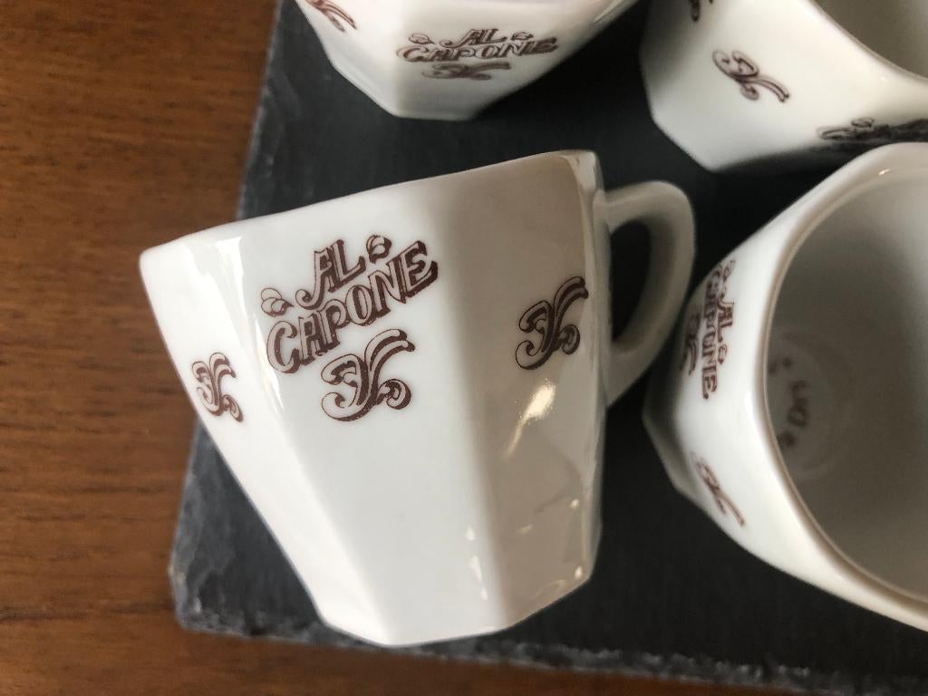 Petites tasses apéritif : Collection Martini  "Al Capone", Antiek en Kunst, Antiek | Keramiek en Aardewerk, Ophalen