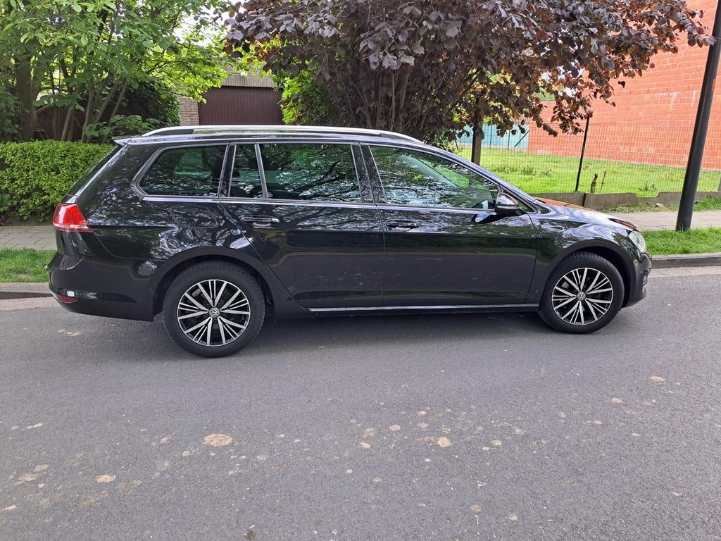 Volkswagen Golf 7Allstar 1.2 Benzine. Automaat. Euro 6B., Auto's, Stof, Euro 6, 4 cilinders, Zwart