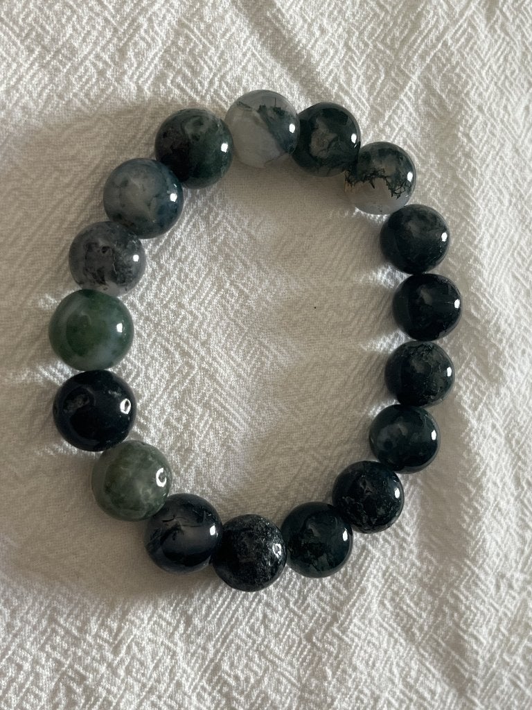 Belle agate en mousse naturelle, Enlèvement ou Envoi