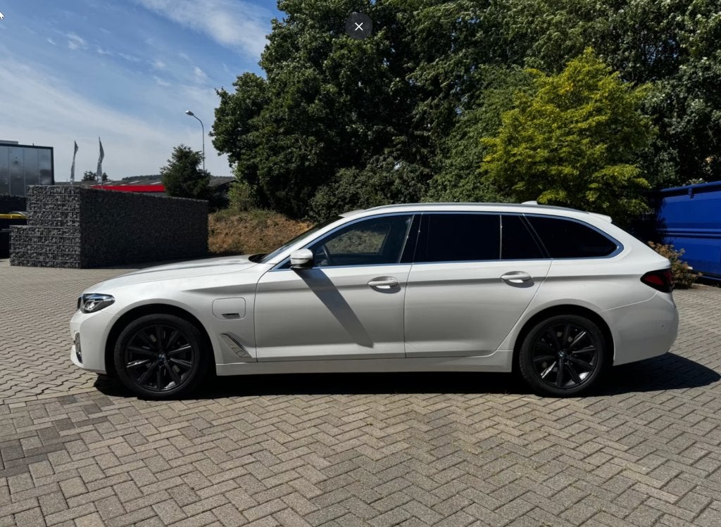 BMW 530e Pano ACC Laser HUD Trekhaak Comf access Memor Leder, Cuir, Euro 6, Entretenue par le concessionnaire, Noir