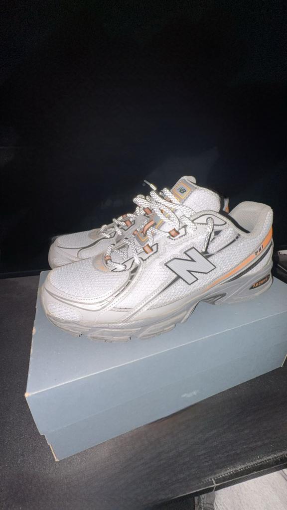 New balance taille 43, Enlèvement ou Envoi, Comme neuf