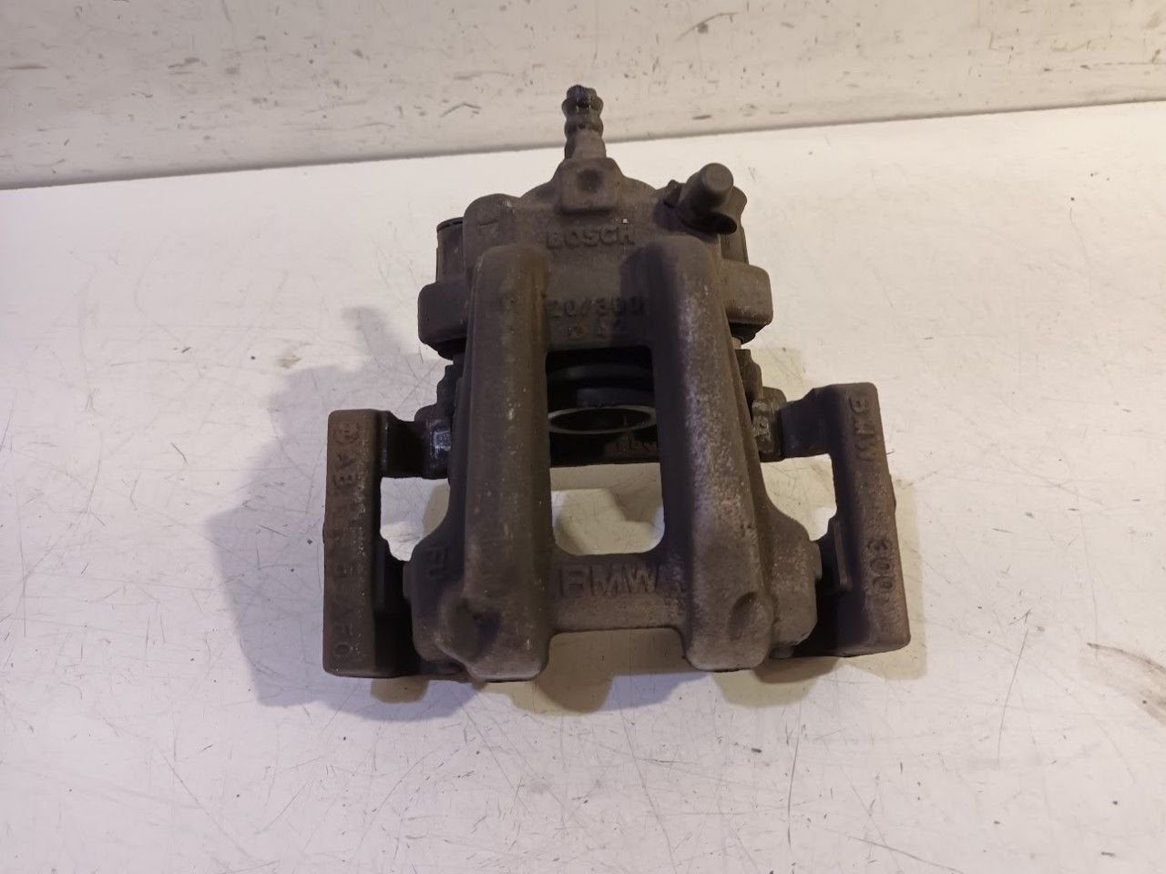Remklauw links achter BMW 4 serie, Autos : Pièces & Accessoires, Freins & Transmission, BMW, Autres marques automobiles, Utilisé