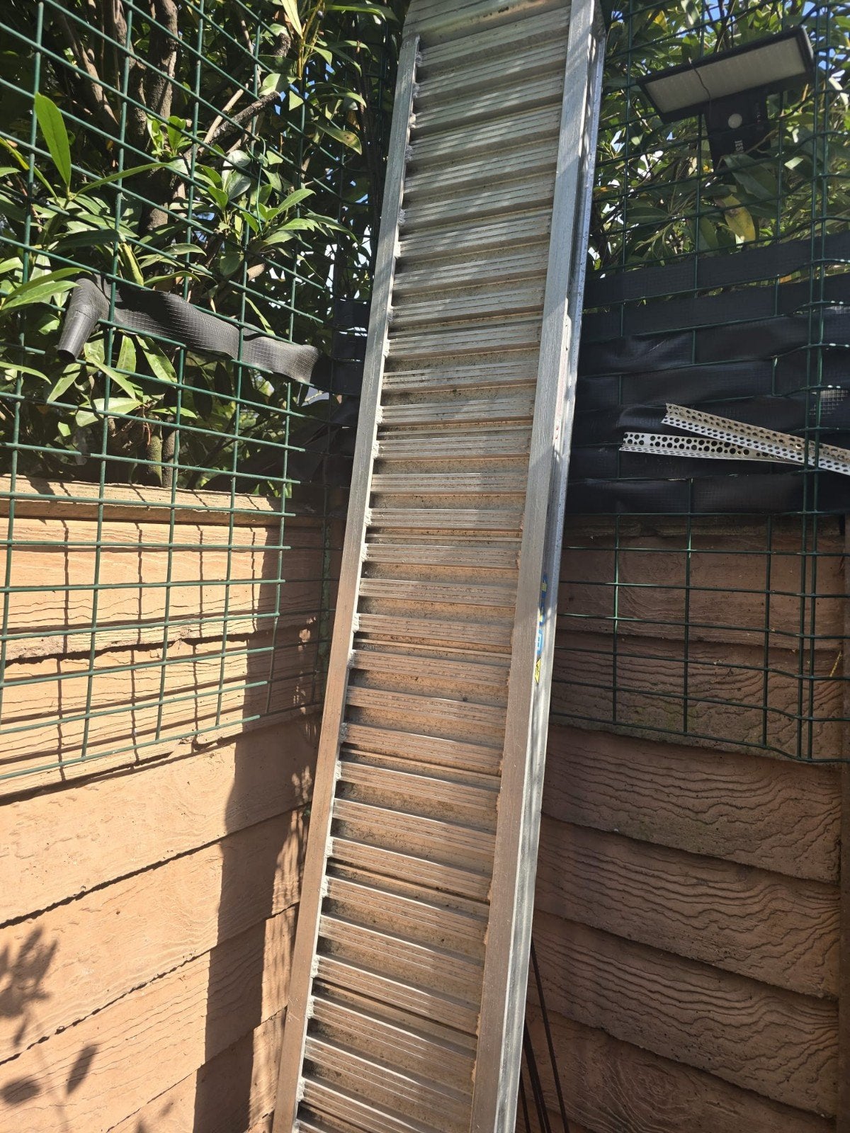 oprijplaat 2m45 L 30cm B 8cm dik, Enlèvement, Utilisé
