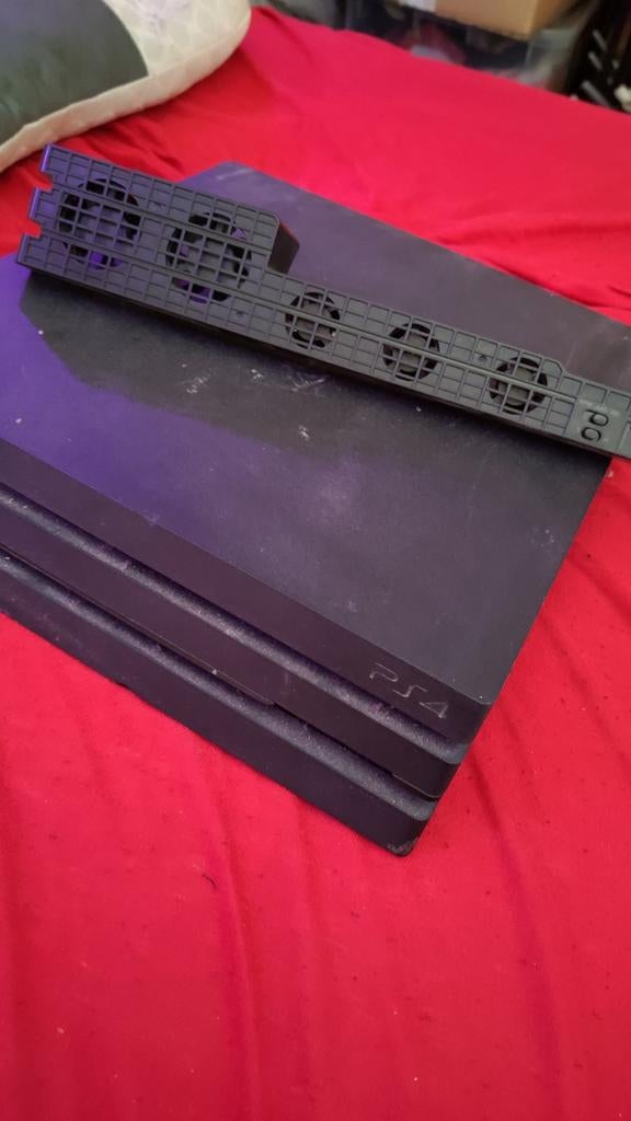 PS4 Pro + ventilateur, Consoles de jeu & Jeux vidéo, Consoles de jeu | Sony PlayStation 4, Enlèvement, Pro