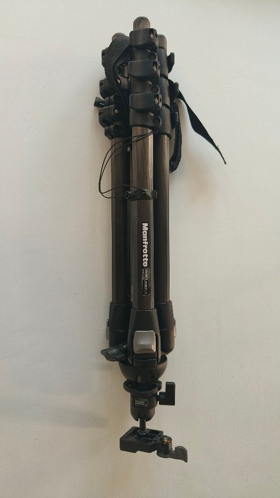 Statief Manfrotto 055MF4 MagFibre Pro Koolstofvezel Tripod, Stabilisation sur 3 axes, Enlèvement, Utilisé, Trépied