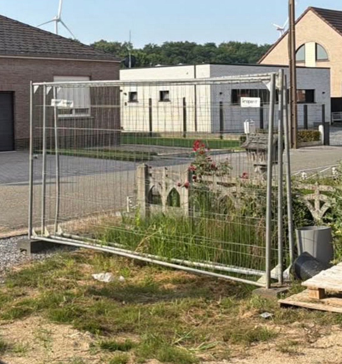 Werfomheining 3 10m ongeveer en 4 gewicht poten, Ophalen, Zo goed als nieuw
