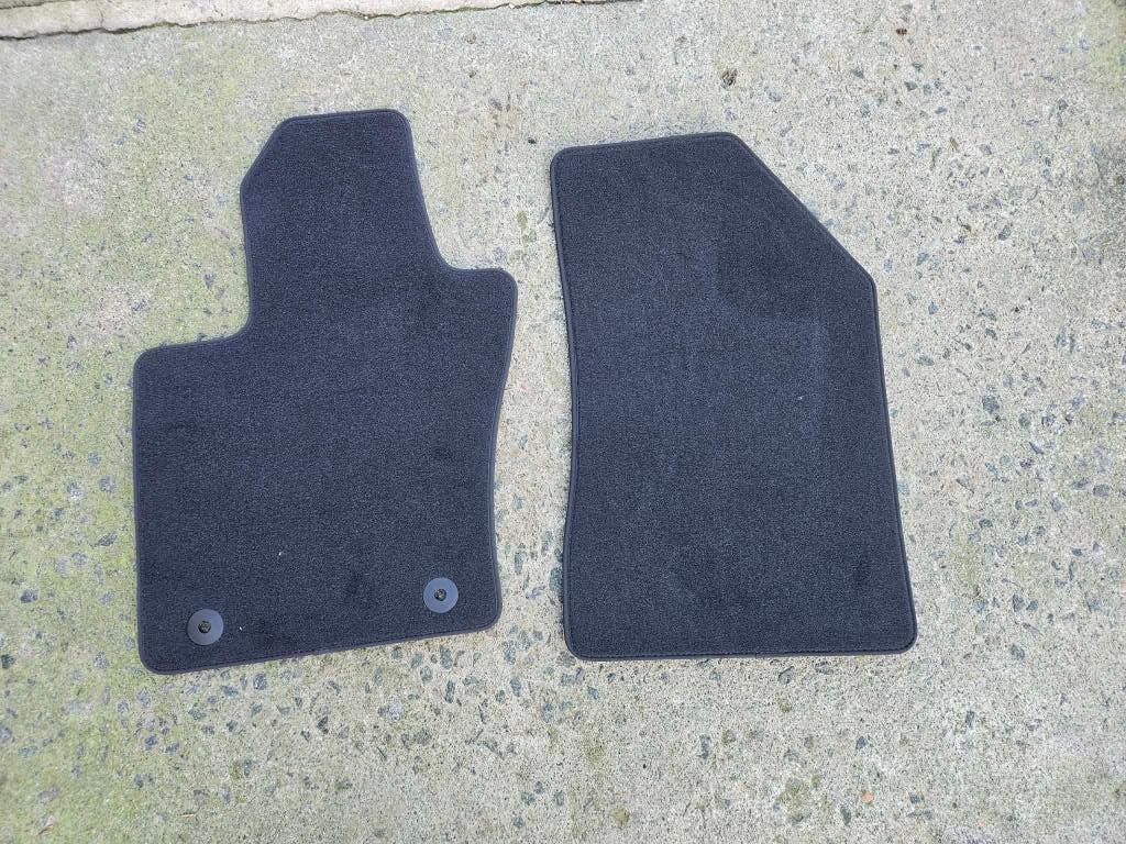 Tapis de sol Alfa Romeo Tonale, Ophalen, Zo goed als nieuw