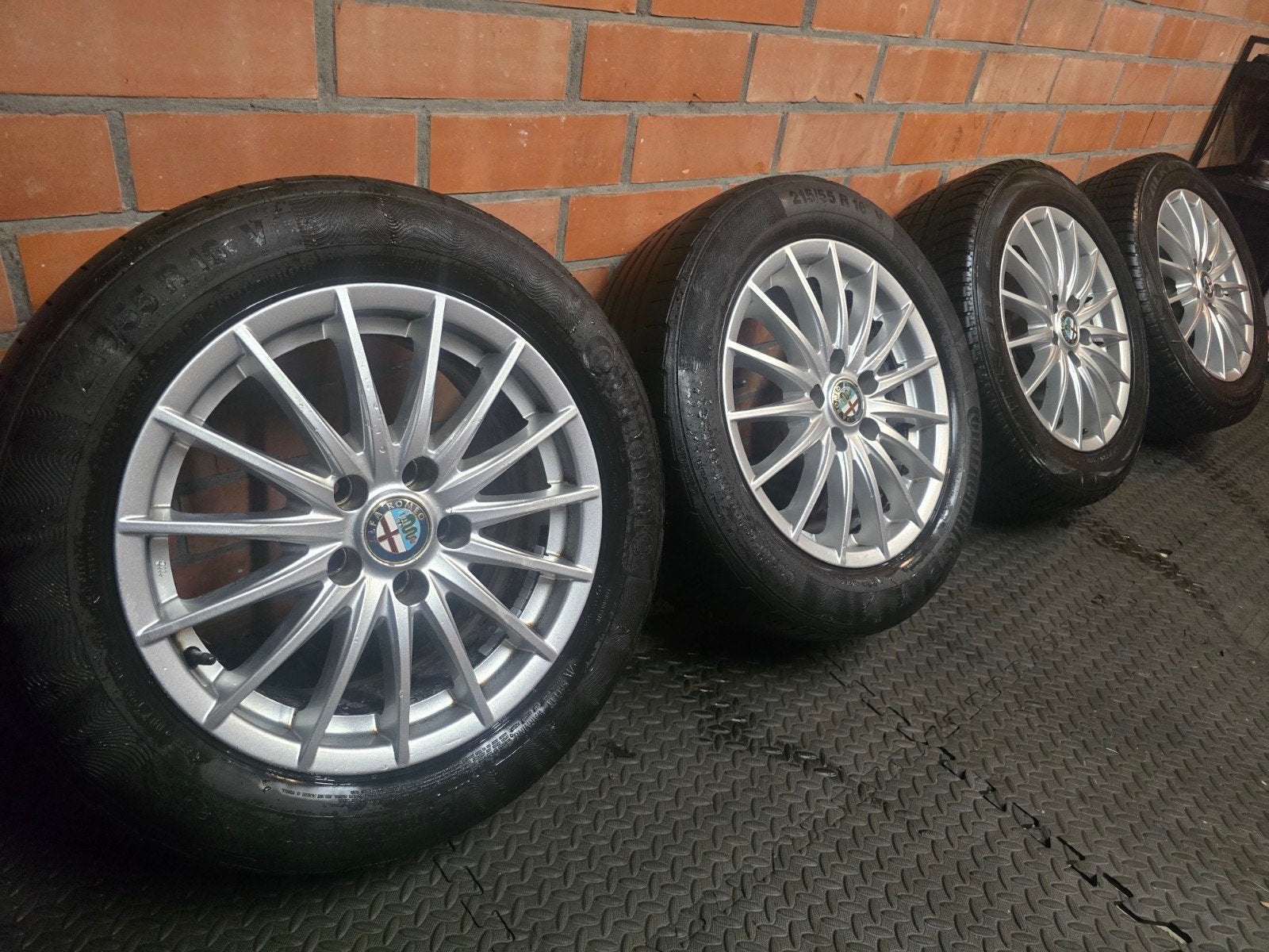 Originele Alfa Romeo velgen 16" goede conditie, Auto-onderdelen, Ophalen, 16 inch, All Season, Band(en)