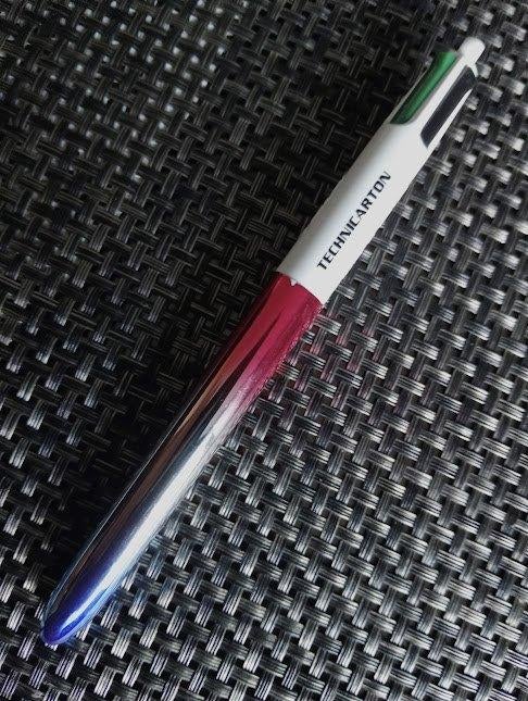 Bic 4 couleurs Publicitaire., Collections, Neuf, Autres marques, Enlèvement ou Envoi, Stylo à bille