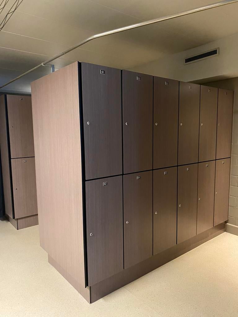 Lockers Trespa Blok, Ophalen, Zo goed als nieuw