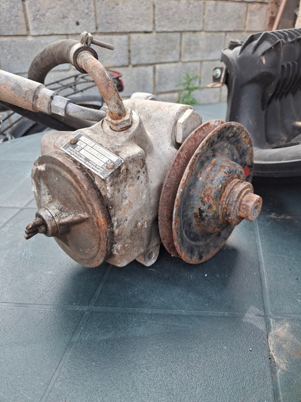 Servo pomp camionet mercedes 207, Auto-onderdelen, Ophalen