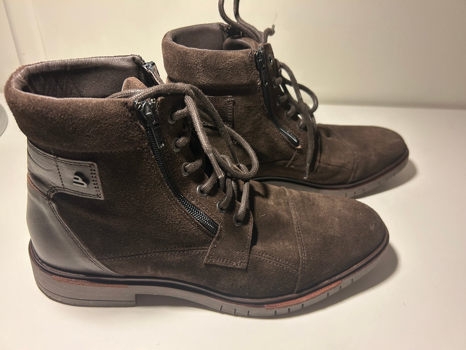 Bullboxer Donkerbruine Suède boots met– Maat 42 (Echt Leer), Kleding | Heren, Schoenen, Bruin, Boots, Ophalen of Verzenden, Zo goed als nieuw