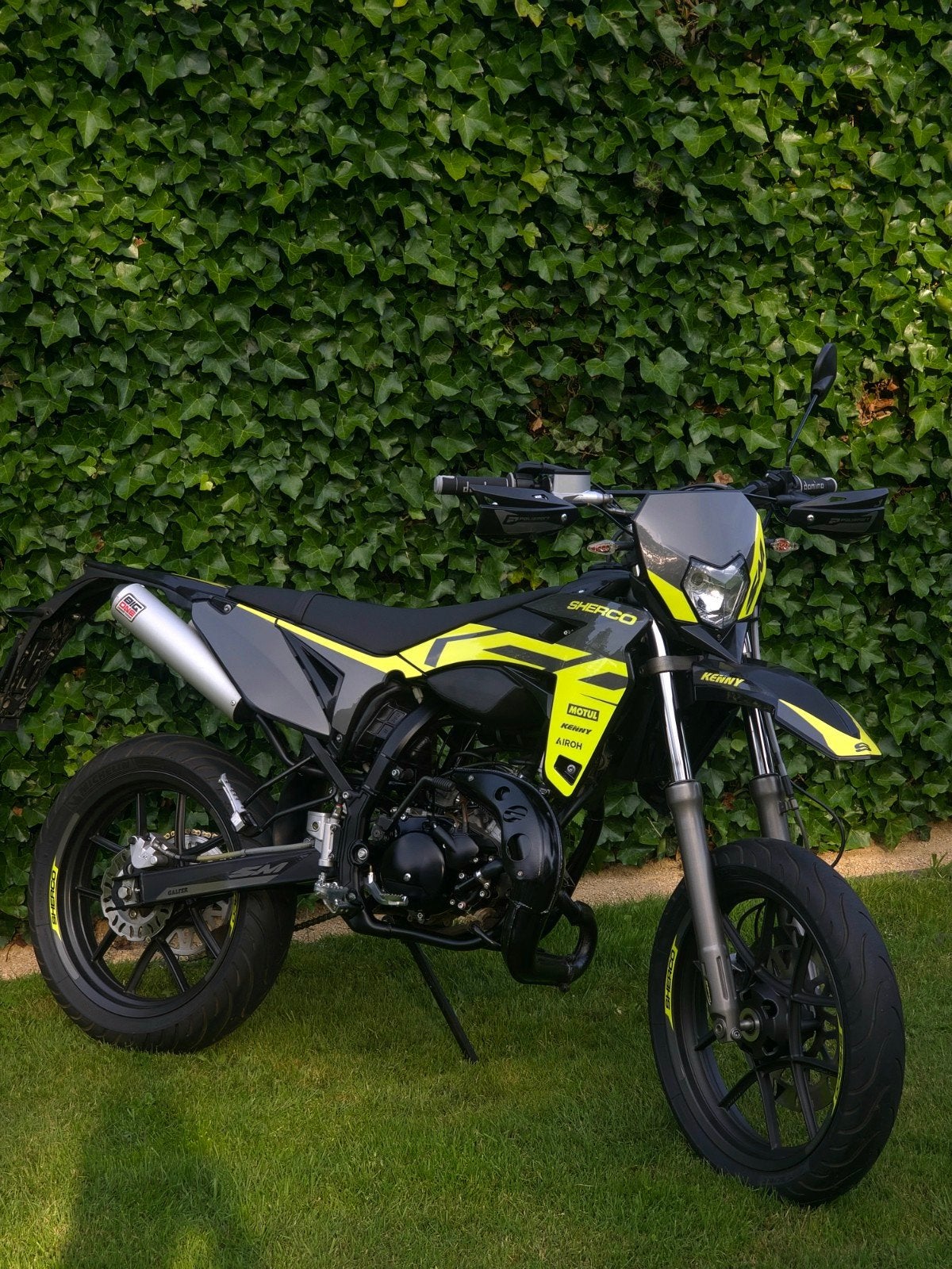 Sherco Sm-R 50cc 2024, Ophalen, 6 versnellingen, Klasse B (45 km/u), 50 cc