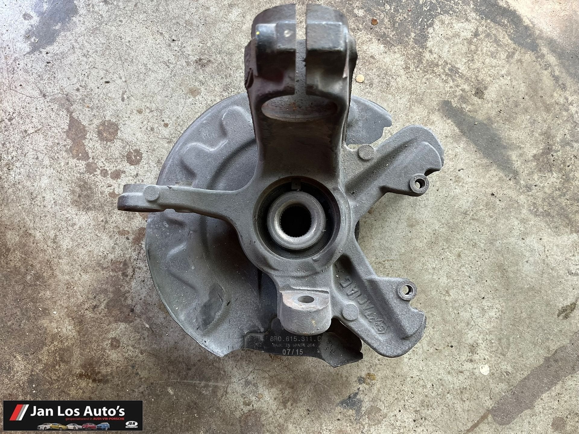 Fusee helft Audi A1 6R0615311C, Gebruikt, -, -, -