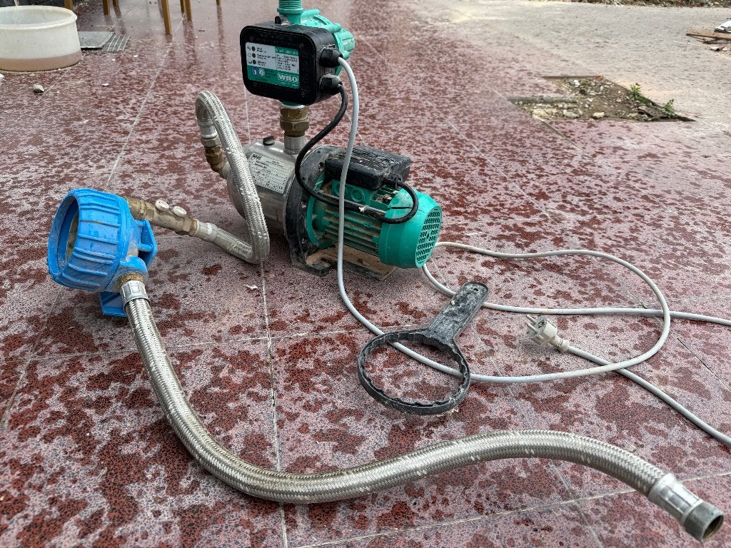 Pompe à eau de pluie Wilo, Bricolage & Construction, Enlèvement, Utilisé, Autres types