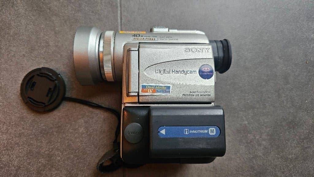 Sony handycam - MiniDV-camera/camcorder (DV), Gebruikt, Camera, Ophalen of Verzenden, Minder dan 8x