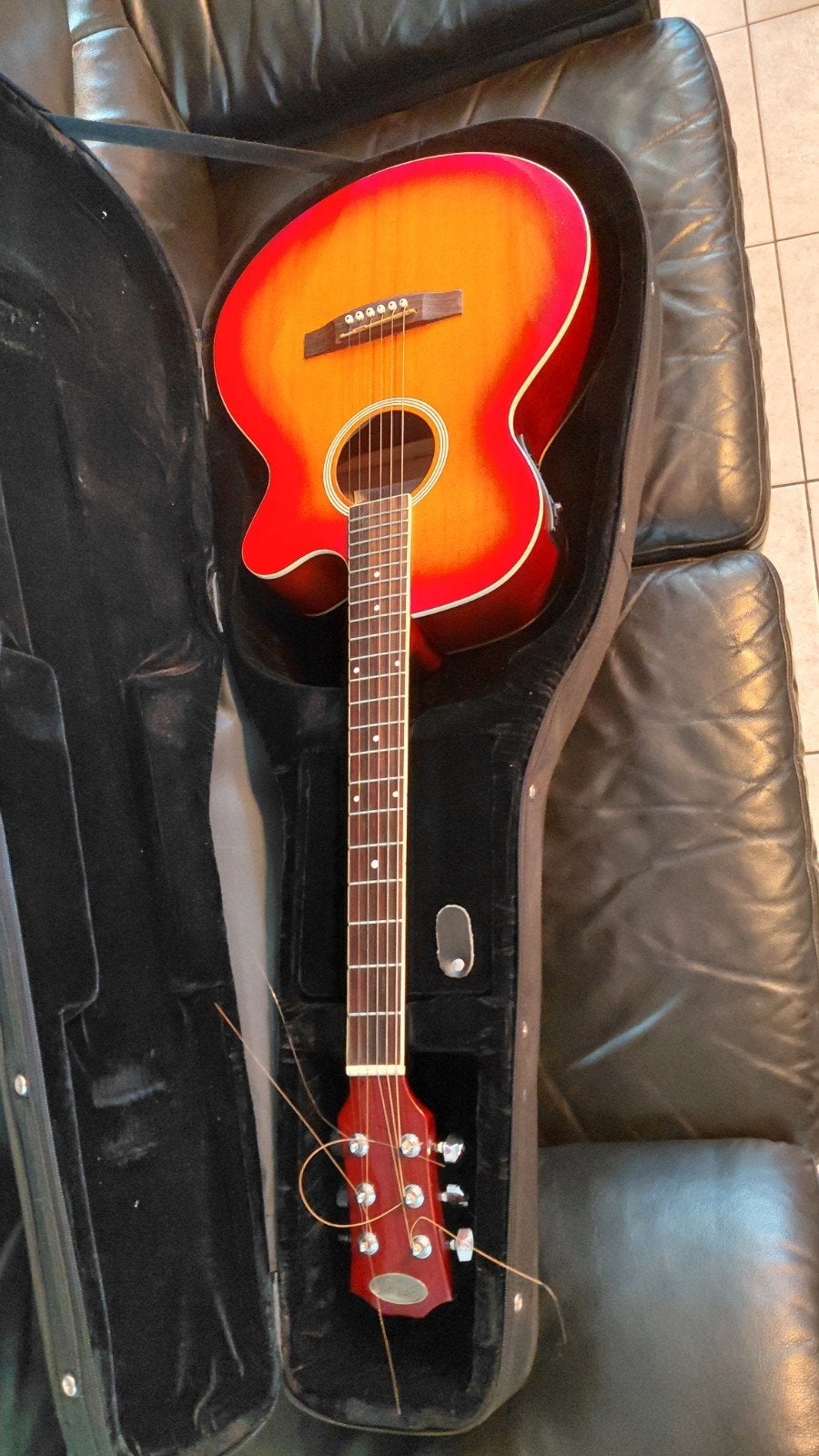 gitaar met zak, Ophalen