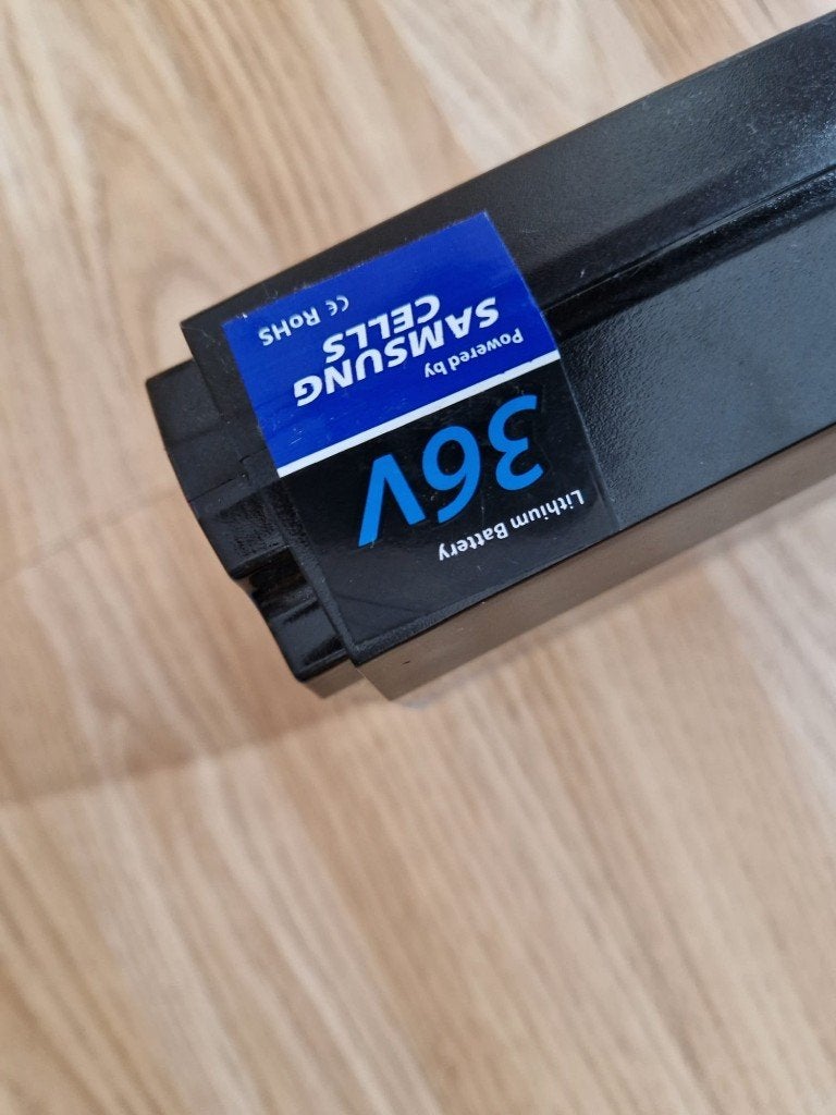 Batterie vélo électrique et chargeur, Utilisé