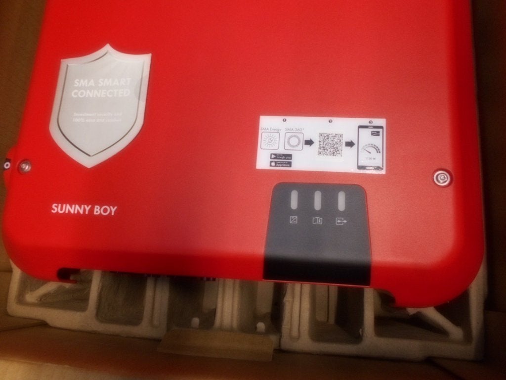 NIEUWE omvormer Sunny Boy SB4.0-1AV-41 + SBS5.0-10, Doe-het-zelf en Bouw, Ophalen, Nieuw