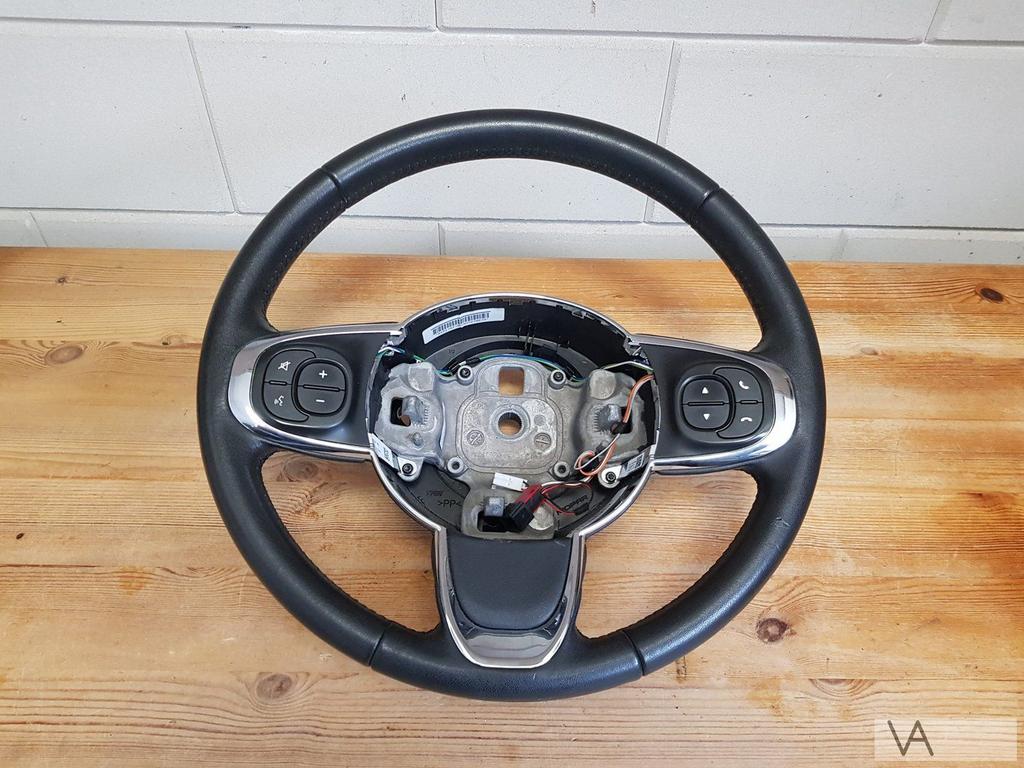 Fiat 500 lederen stuur 2013 - 2019 met knoppen nette staat, Auto-onderdelen, Gebruikt, -, -, Ophalen of Verzenden