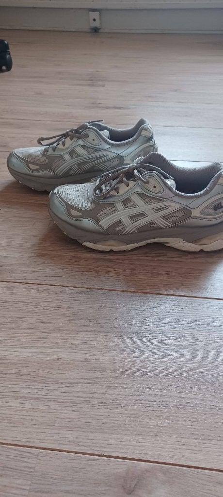 Nieuwe asics sneakers maatje 38, Vêtements | Femmes, Neuf, Enlèvement ou Envoi, Beige, Sneakers et Baskets