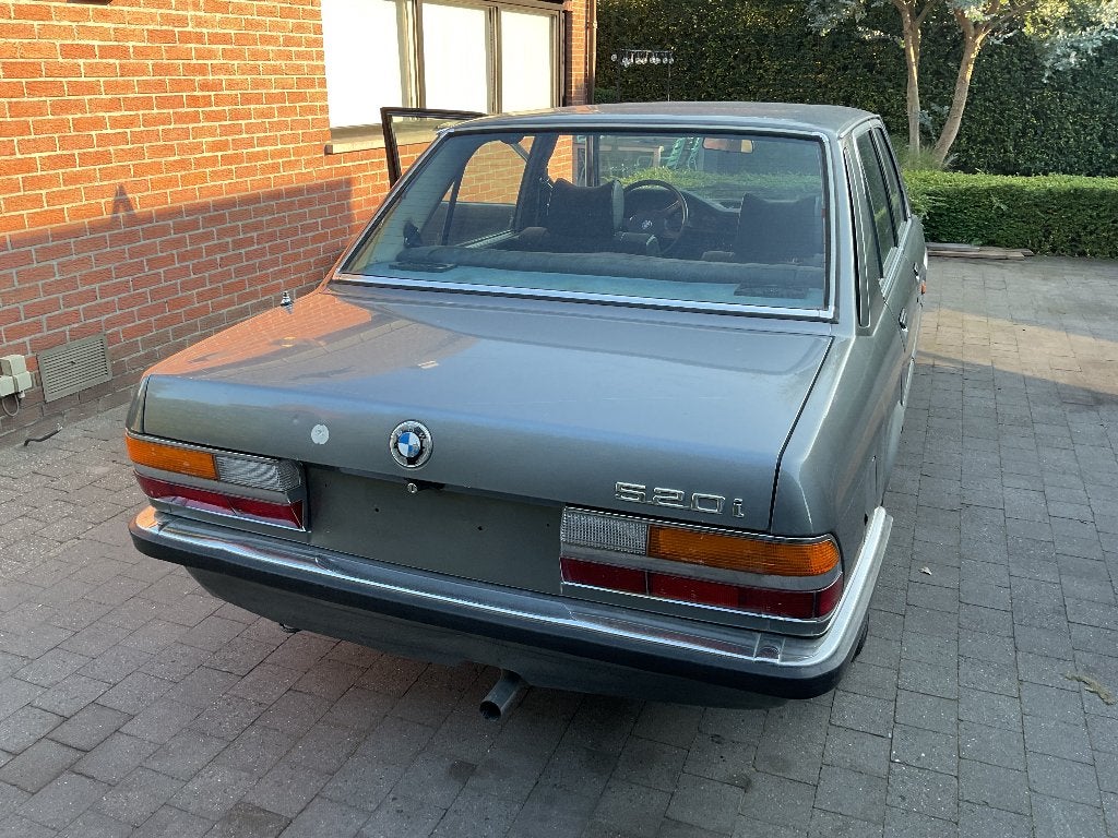 BMW 520 i Bj 1982 Handgeschakeld, foto 10