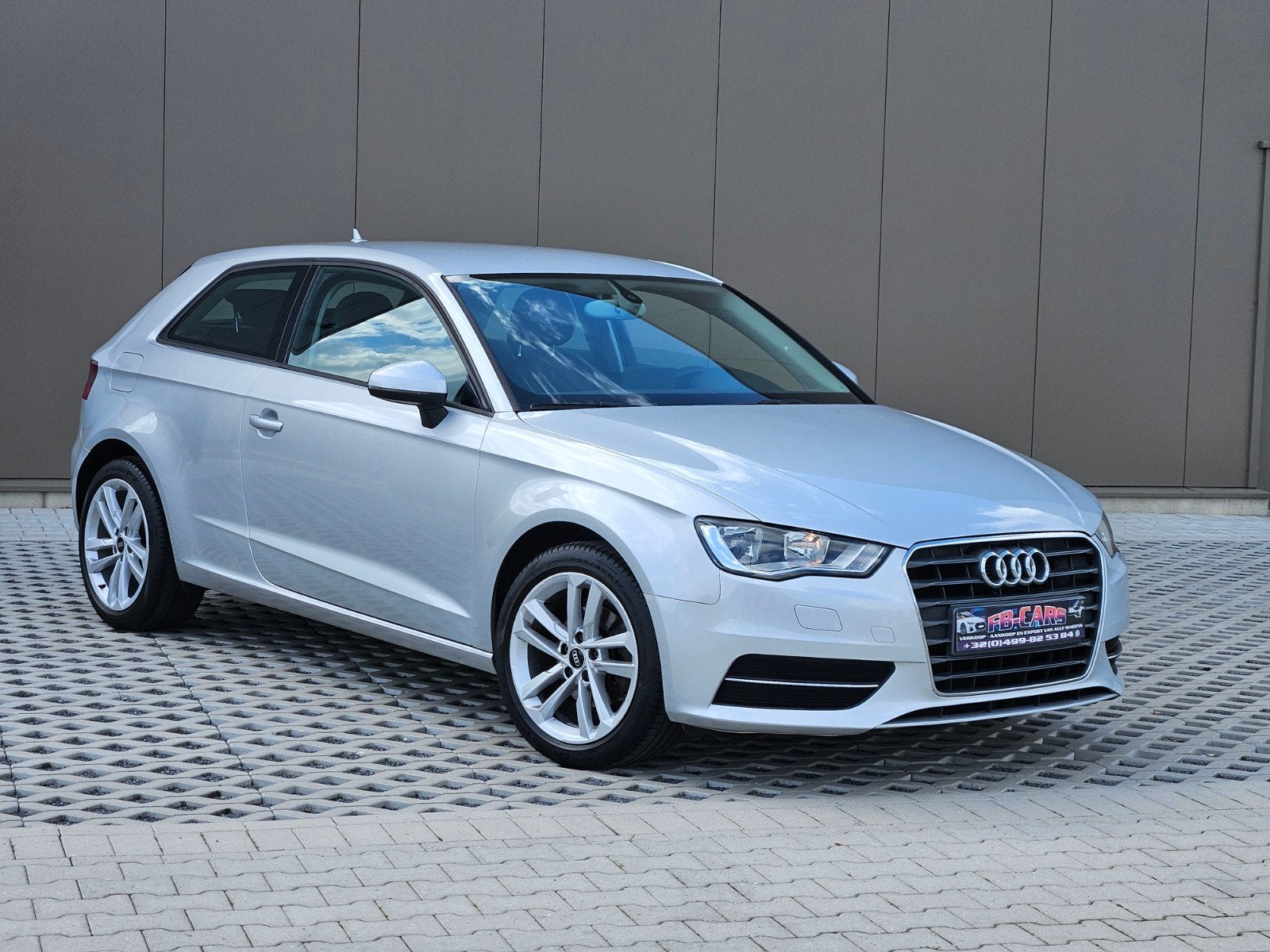 Audi A3 2013 1.6 tdi 105pk/Navi/Airco/Top wagen/1j garantie, Euro 5, Stof, Zwart, 4 cilinders