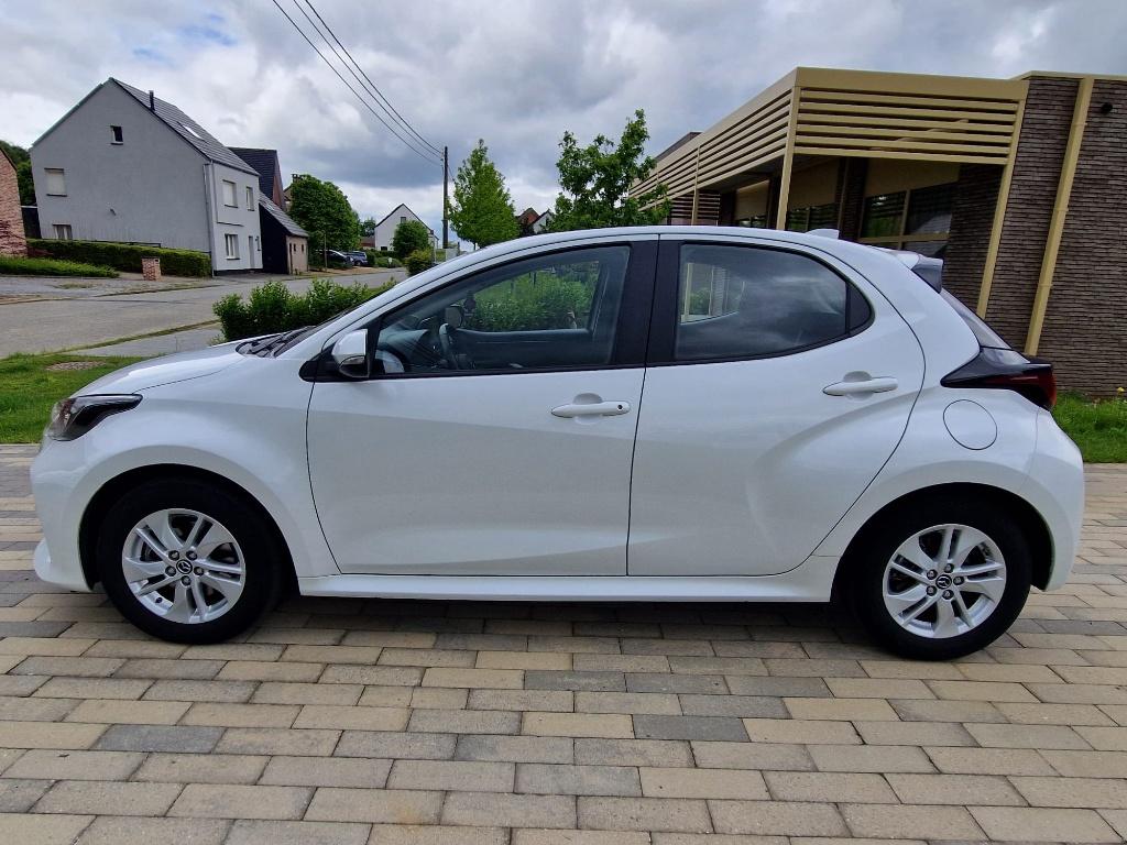 TE KOOP: Mazda 2 Hybride, Auto's, Mazda, Particulier, ABS, Achteruitrijcamera, Adaptieve lichten, Adaptive Cruise Control, Airbags