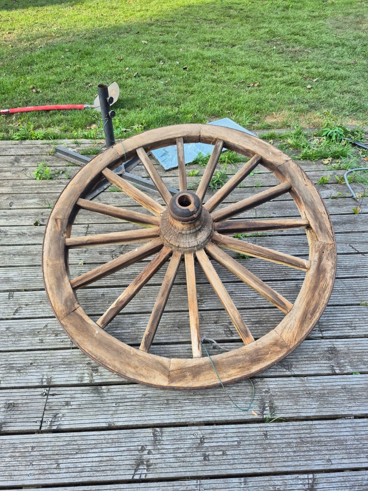 Oude houten wiel, Tuin en Terras, Ophalen