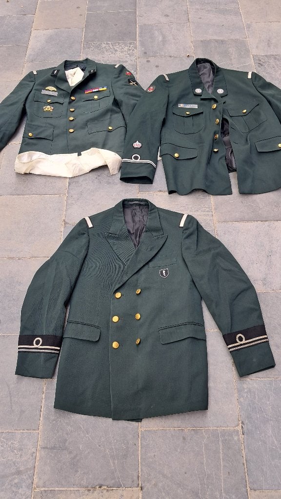 BELGIQUE - ABL - 3 VAREUSES ADJUDANT CHEF - SERVICE MEDICAL, Enlèvement ou Envoi, Autres, Vêtements ou Chaussures