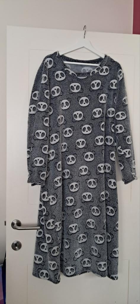 Schattige en zachte pyjama met panda motief XL., Ophalen of Verzenden, Maat 46/48 (XL) of groter, Wit