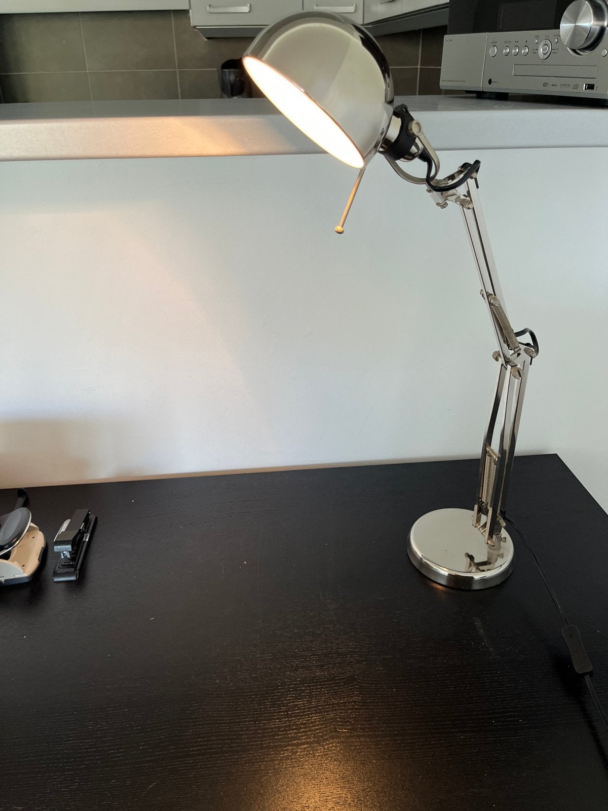 Bureaulamp Ikea , zilverkleurig, Ophalen of Verzenden, Zo goed als nieuw