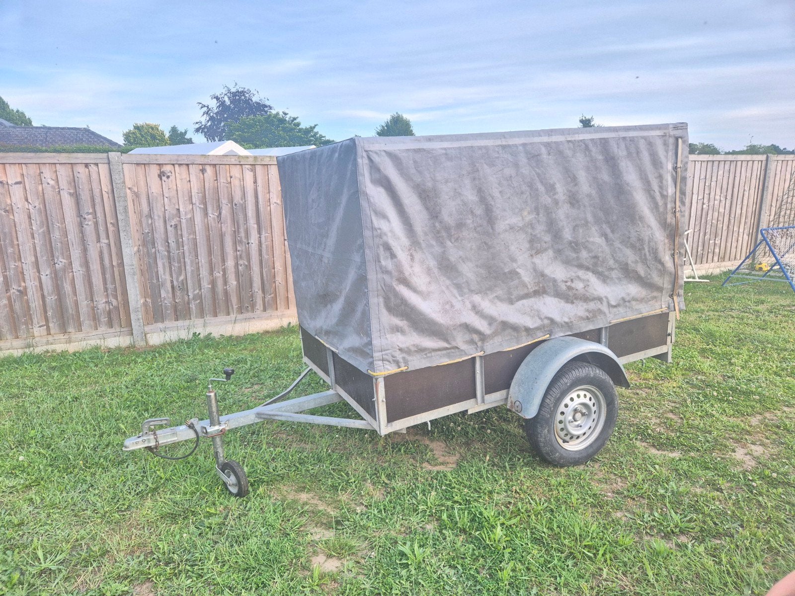 Enkelasser 750kg, Enlèvement