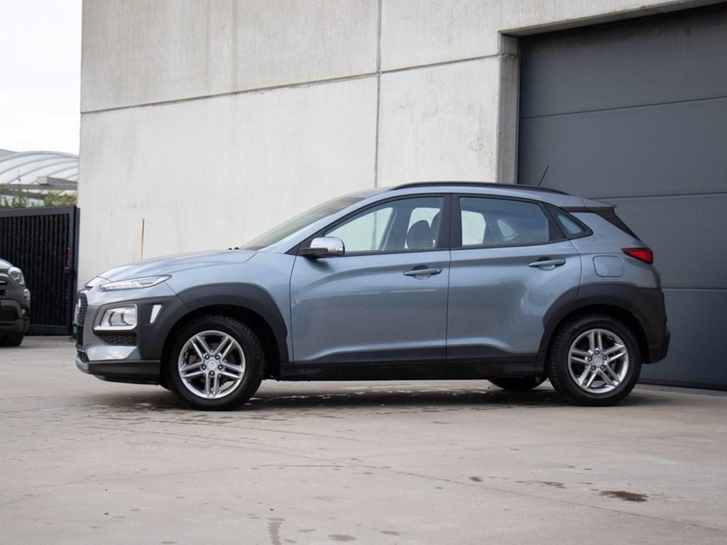 Hyundai Kona 1.0 MT6 120PK|CAMERA|CARPLAY|CRUISE CONTROL, Zwart, Parkeersensor, 120 pk, 5 deurs