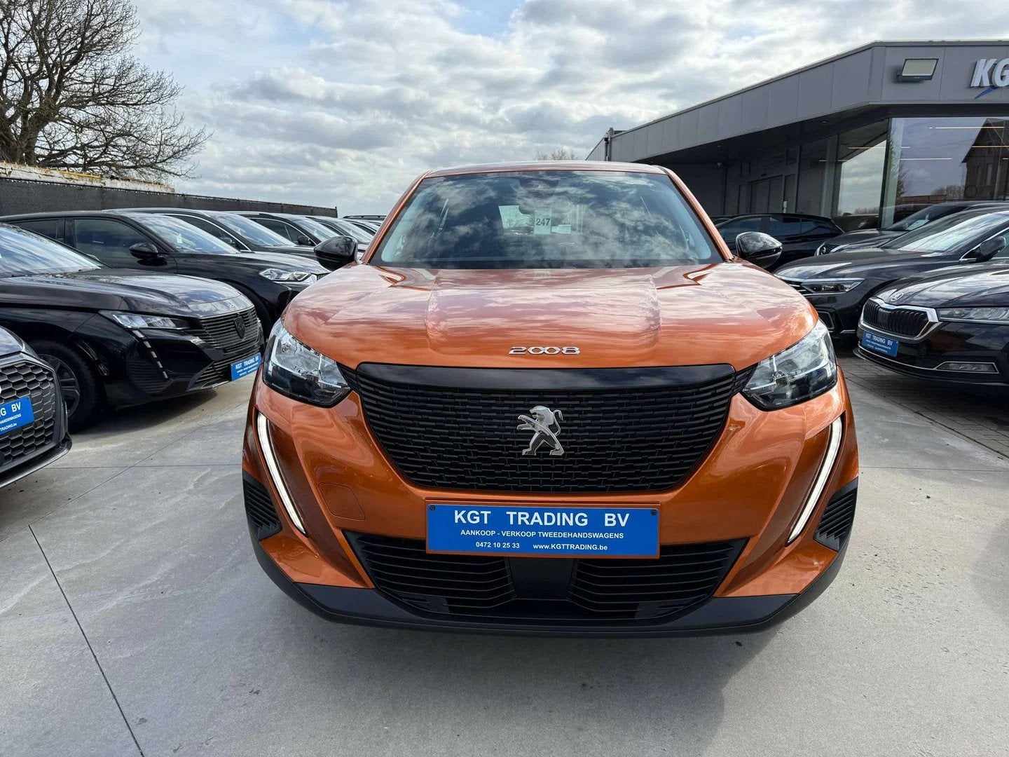 Peugeot 2008 1.2i 101PK NAVIGATIE CARPLAY PDC BLUETOOTH LED, Auto's, Peugeot, 1263 kg, Stof, Bedrijf, 5 deurs