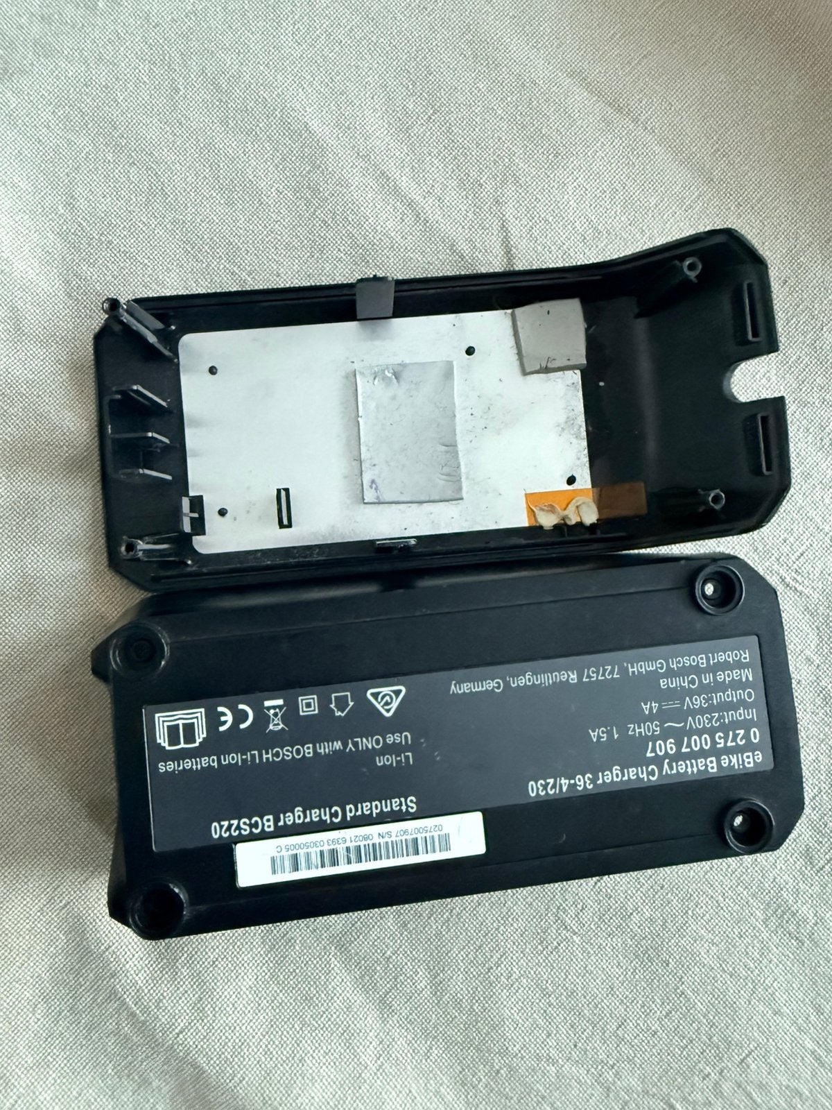 Boîtier du chargeur Bosch : boîtier du chargeur défectueux, Enlèvement ou Envoi, Comme neuf