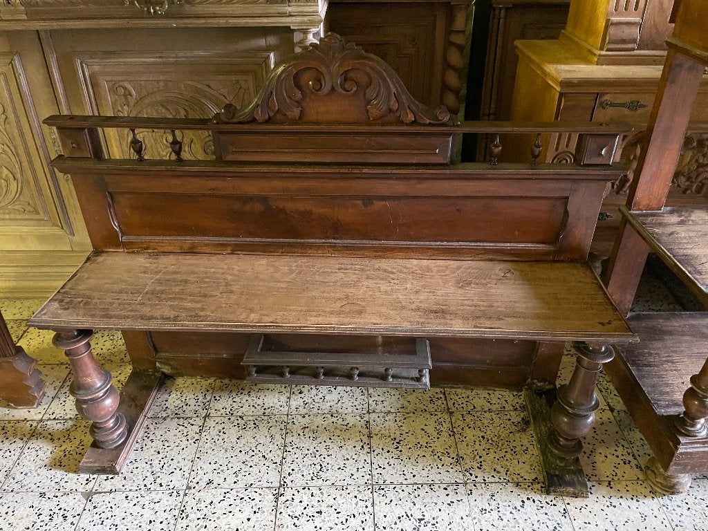 Groot lot antieke kasten, Ophalen